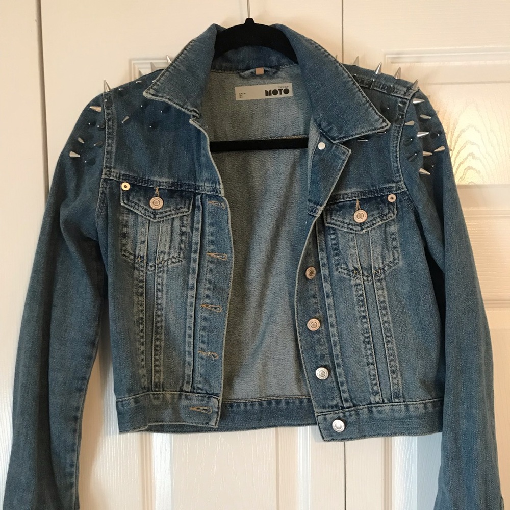 Cropped Topshop Denim Jacket with studs